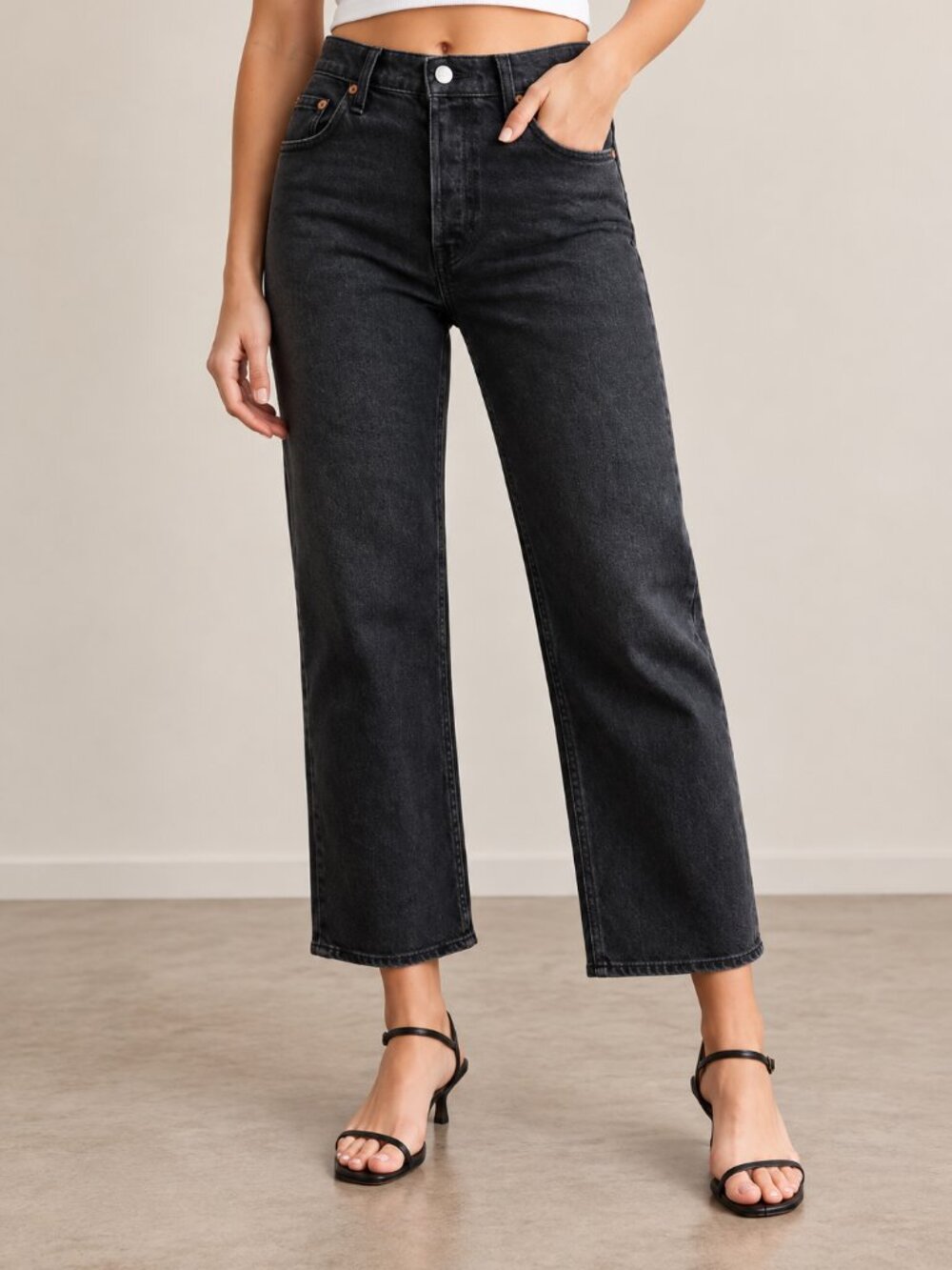 Levi's Women's Premium Ribcage Straight Ankle Black Washed Jeans Size 27